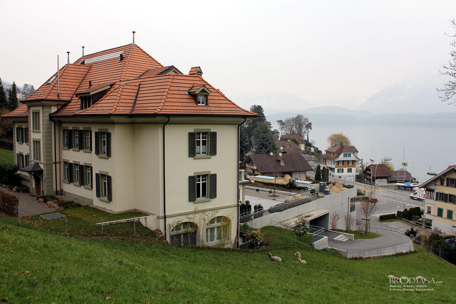 Schloss Hünegg